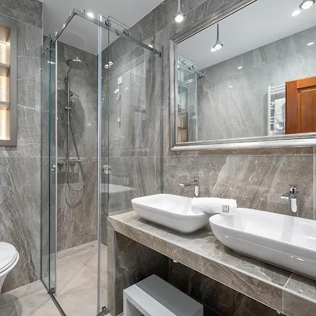 Gostinjska kuća With A Swimming Pool Tisno, Murter - 3219 4*