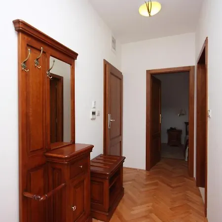 With A Swimming Pool Tisno, Murter - 3219 ゲストハウス 4*